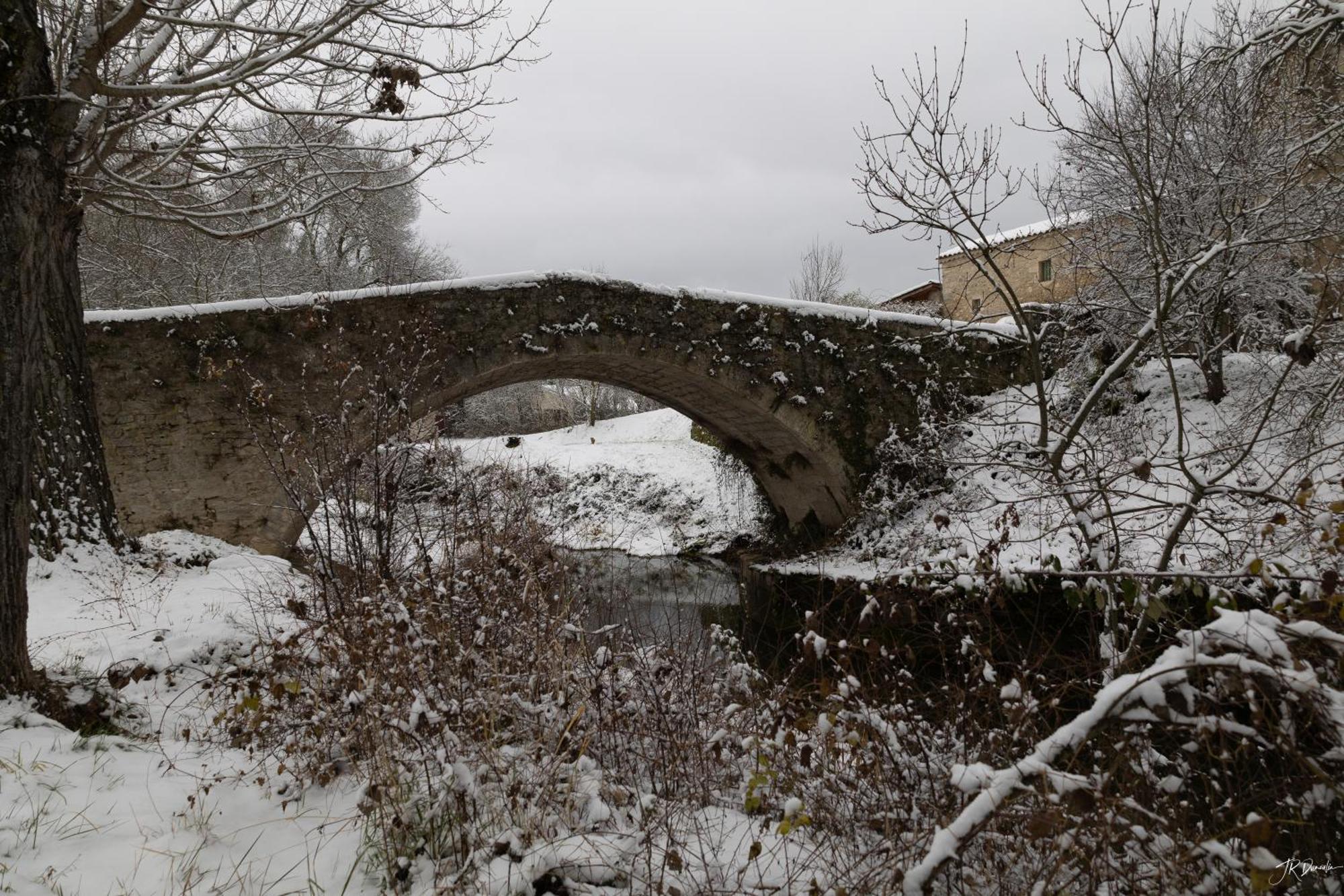 Studio Dans Le Luberon Céreste Esterno foto
